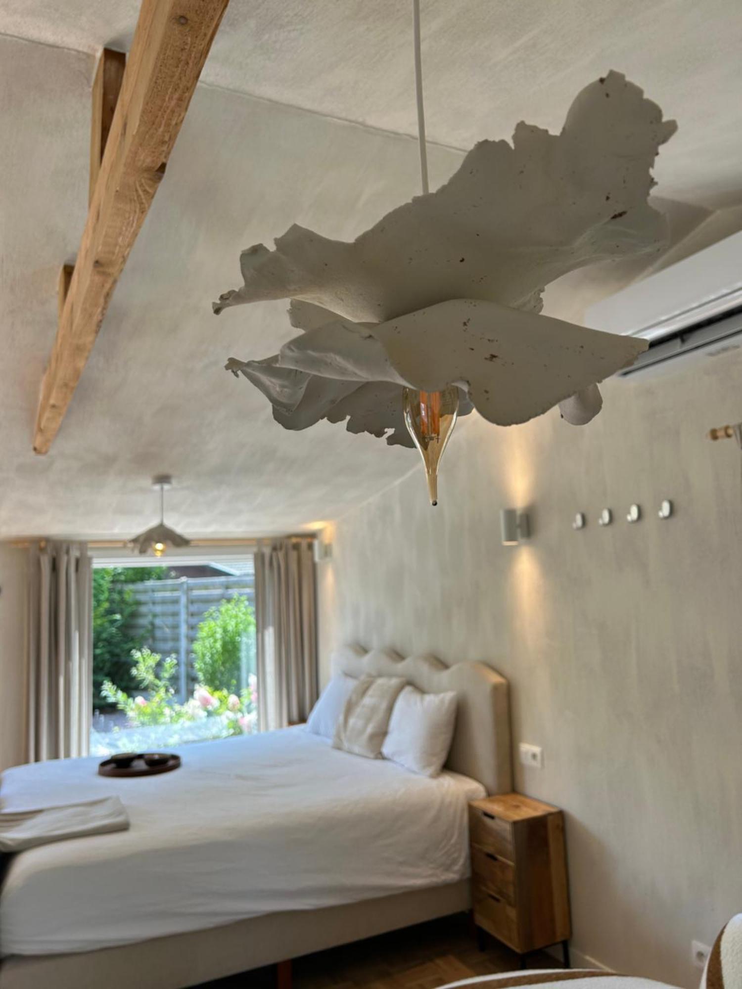 Chalet Leon Geel Εξωτερικό φωτογραφία